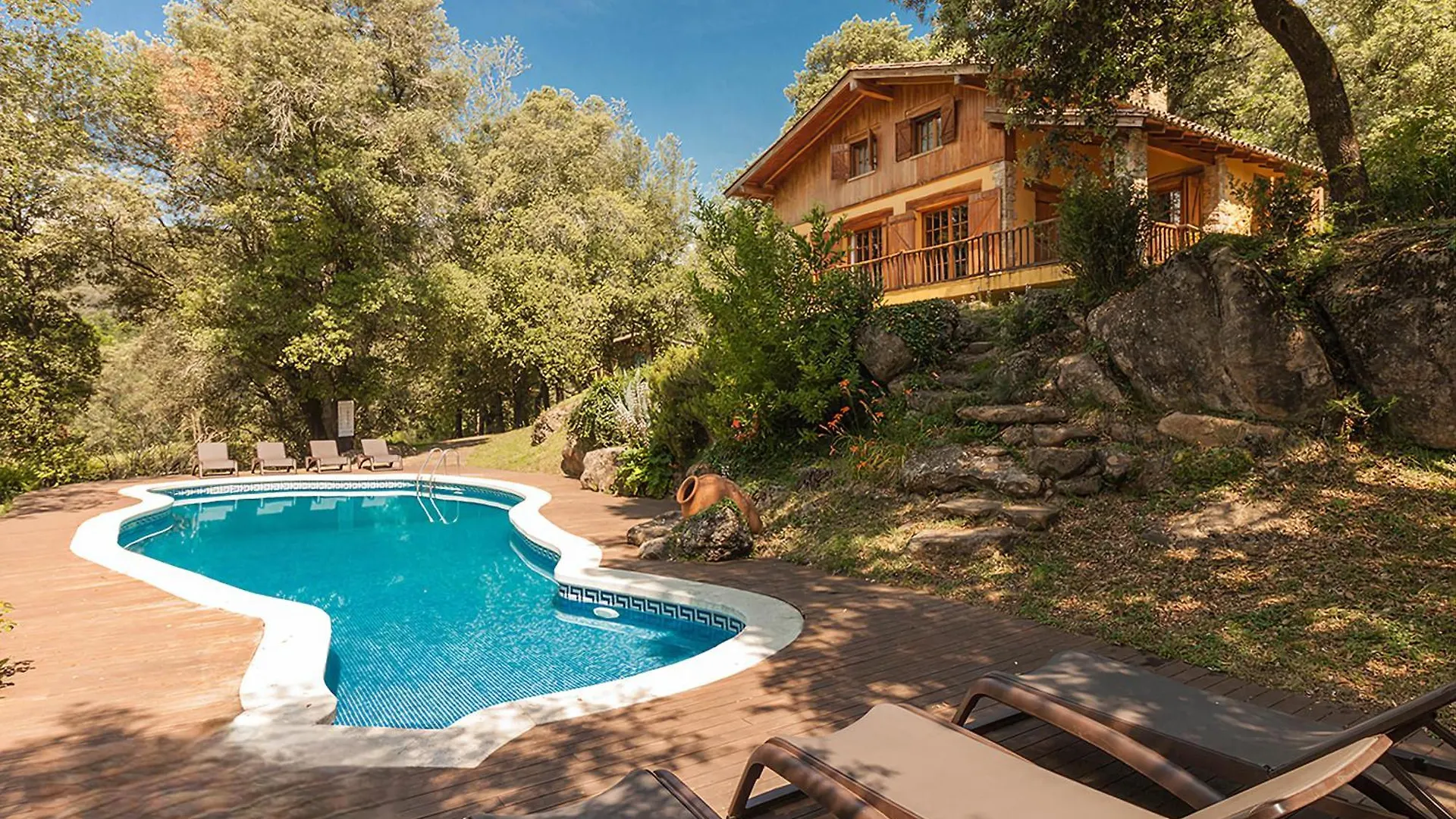 La Roca De Capsec Villa La Vall de Bianya Vakantiehuis
